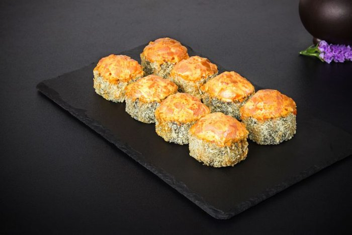 Темпура с копченным лососем.